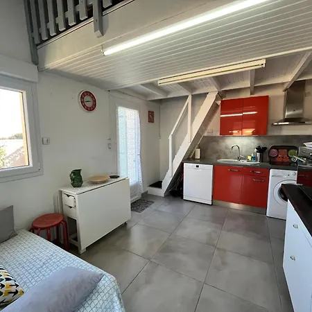 ヴィラ 50m De La Plage, Adorable Maison Climatisee 2 5 Couchages Parking Privatif Lrvm52 ポルティラーニュ
