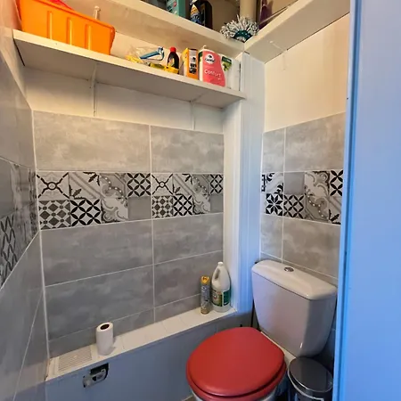 50m De La Plage, Adorable Maison Climatisee 2 5 Couchages Parking Privatif Lrvm52